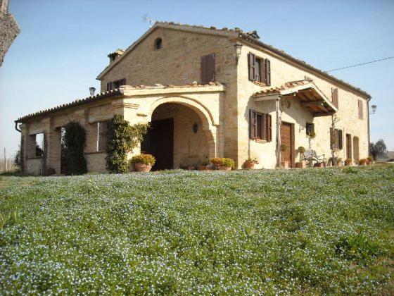 Cascinale La Mimosa Bed & Breakfast Cupramontana Exterior photo