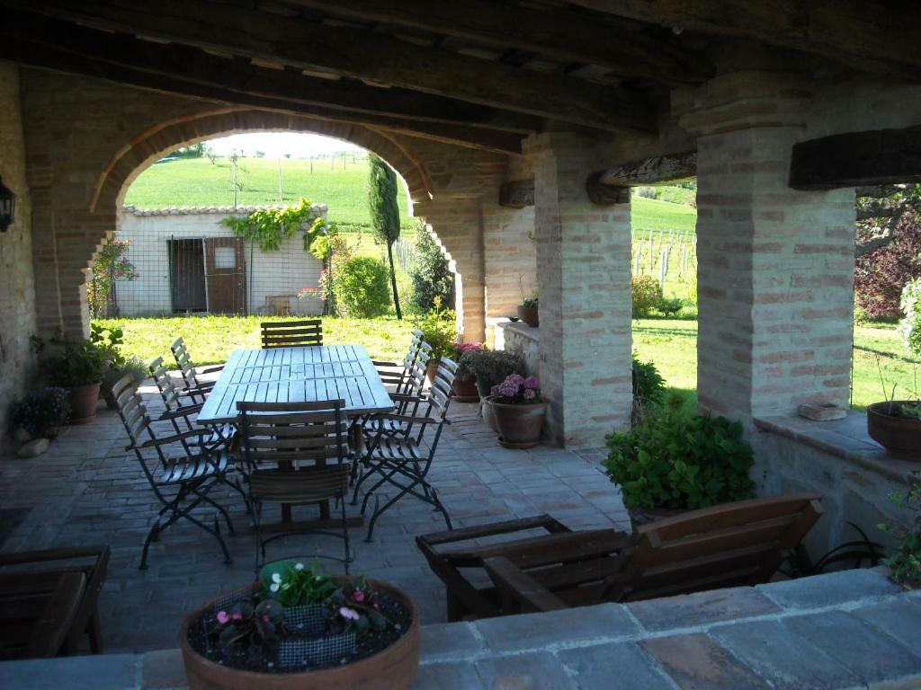 Cascinale La Mimosa Bed & Breakfast Cupramontana Exterior photo